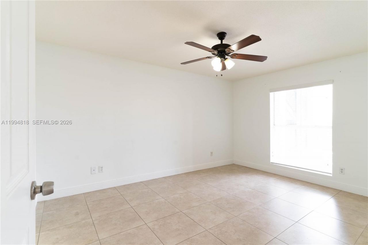 875 Riverside Dr, Unit 715, Coral Springs, FL 33071 Photo