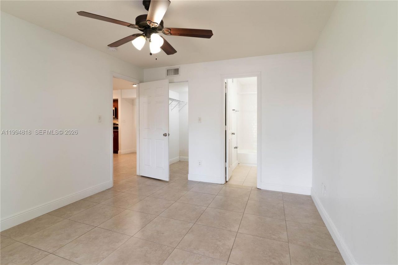 875 Riverside Dr, Unit 715, Coral Springs, FL 33071 Photo