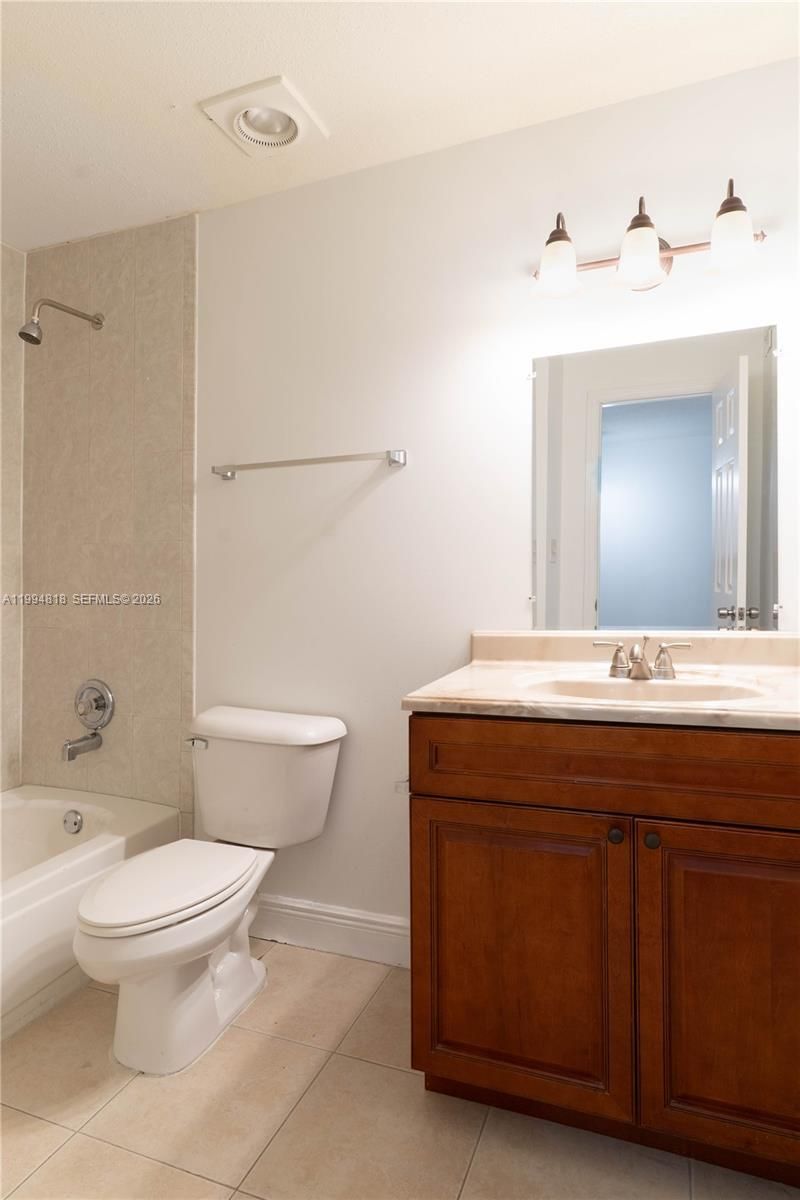 875 Riverside Dr, Unit 715, Coral Springs, FL 33071 Photo