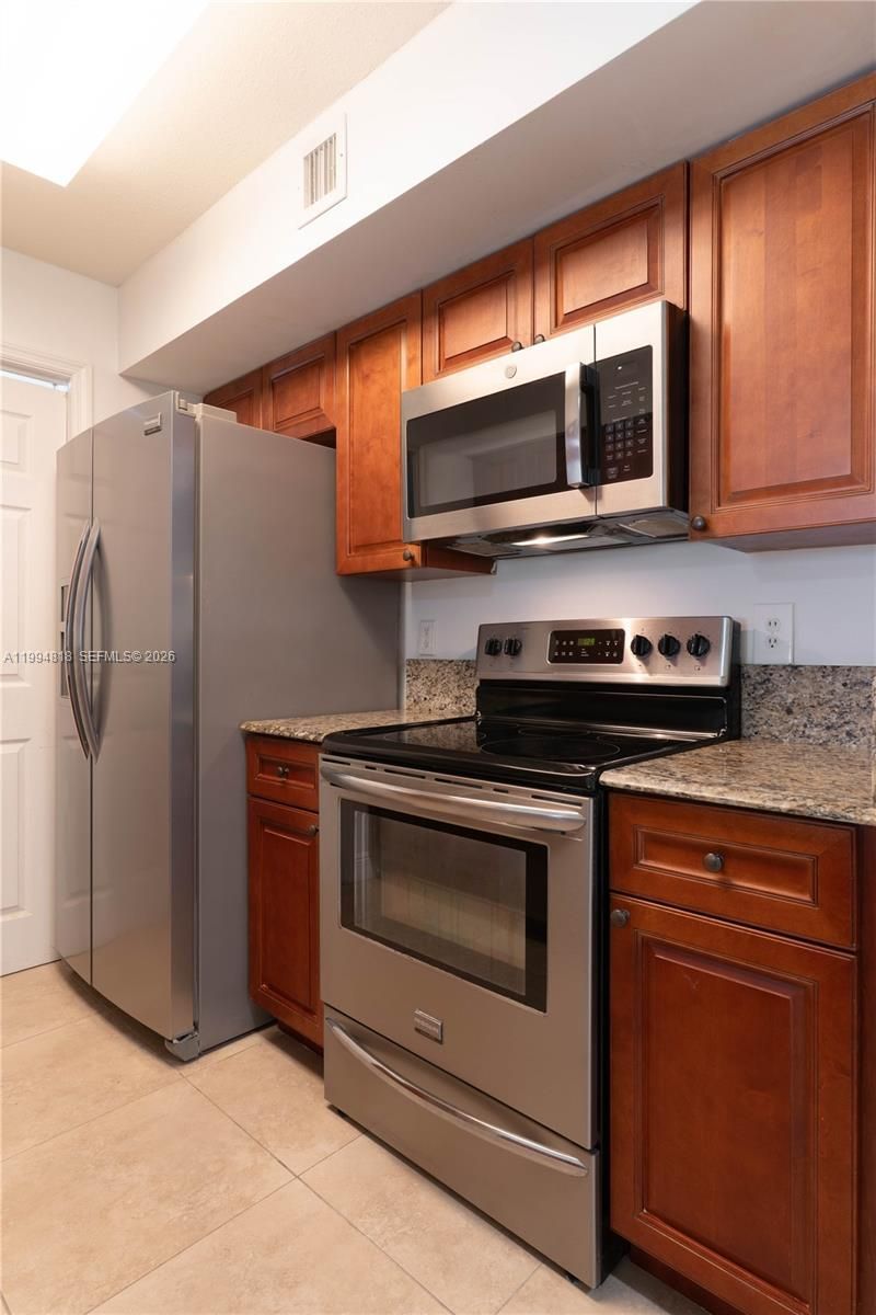 875 Riverside Dr, Unit 715, Coral Springs, FL 33071 Photo
