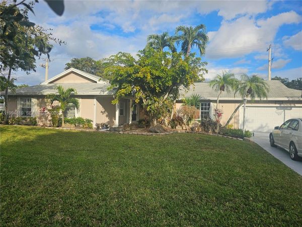 14461 SW 152nd Ct , Miami, FL 33196