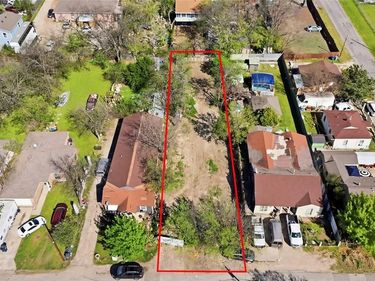 310 S Bond Avenue, Dallas, TX 75211