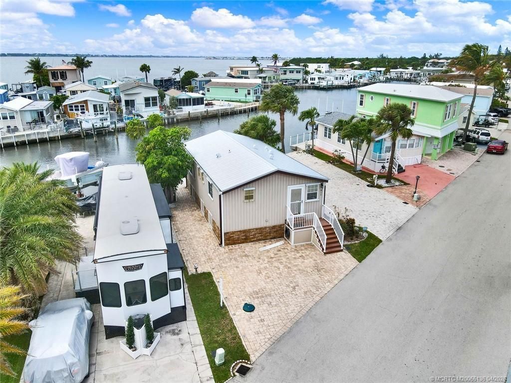 10701 S Ocean Drive, Unit 811, Jensen Beach, FL 34957 Photo