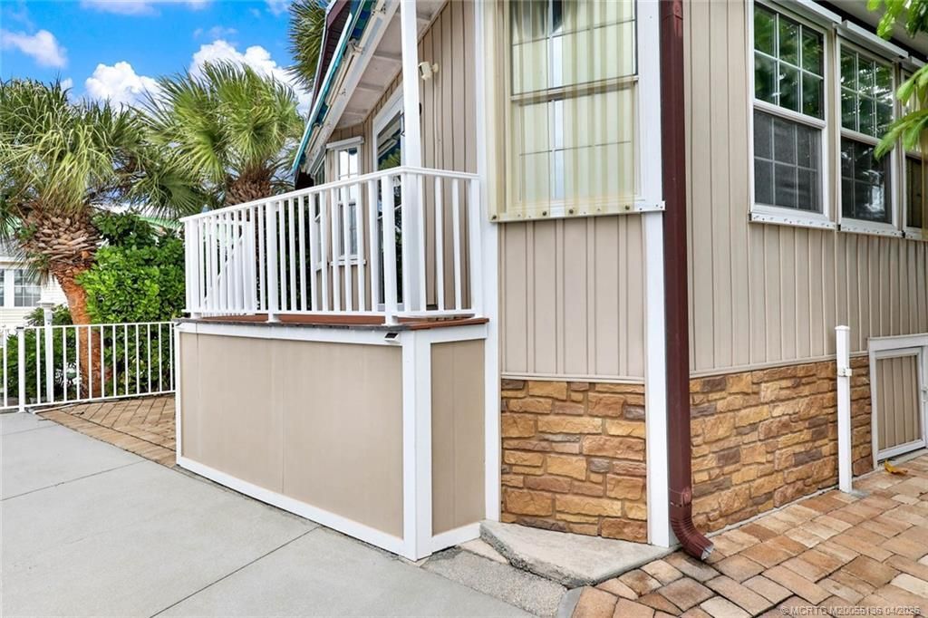 10701 S Ocean Drive, Unit 811, Jensen Beach, FL 34957 Photo