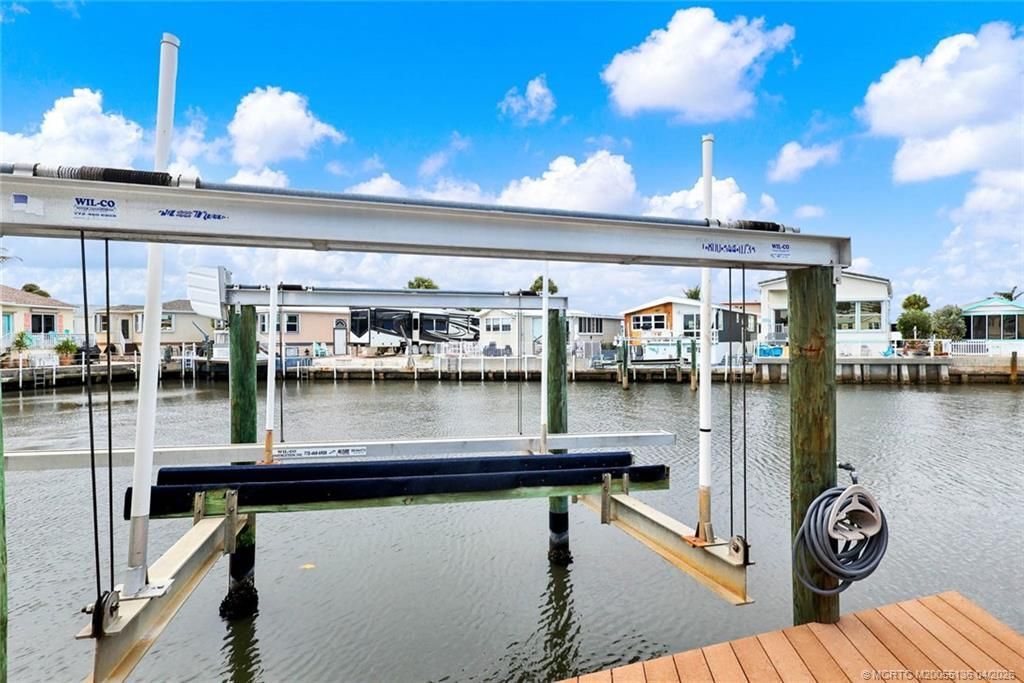 10701 S Ocean Drive, Unit 811, Jensen Beach, FL 34957 Photo