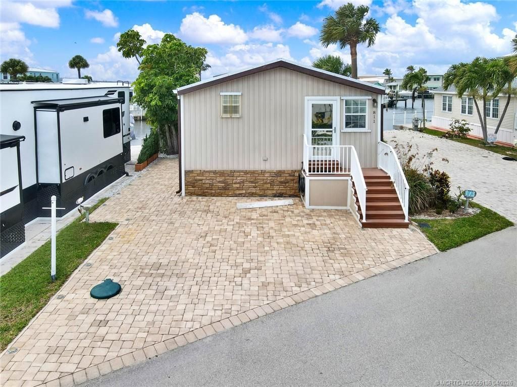 10701 S Ocean Drive, Unit 811, Jensen Beach, FL 34957 Photo