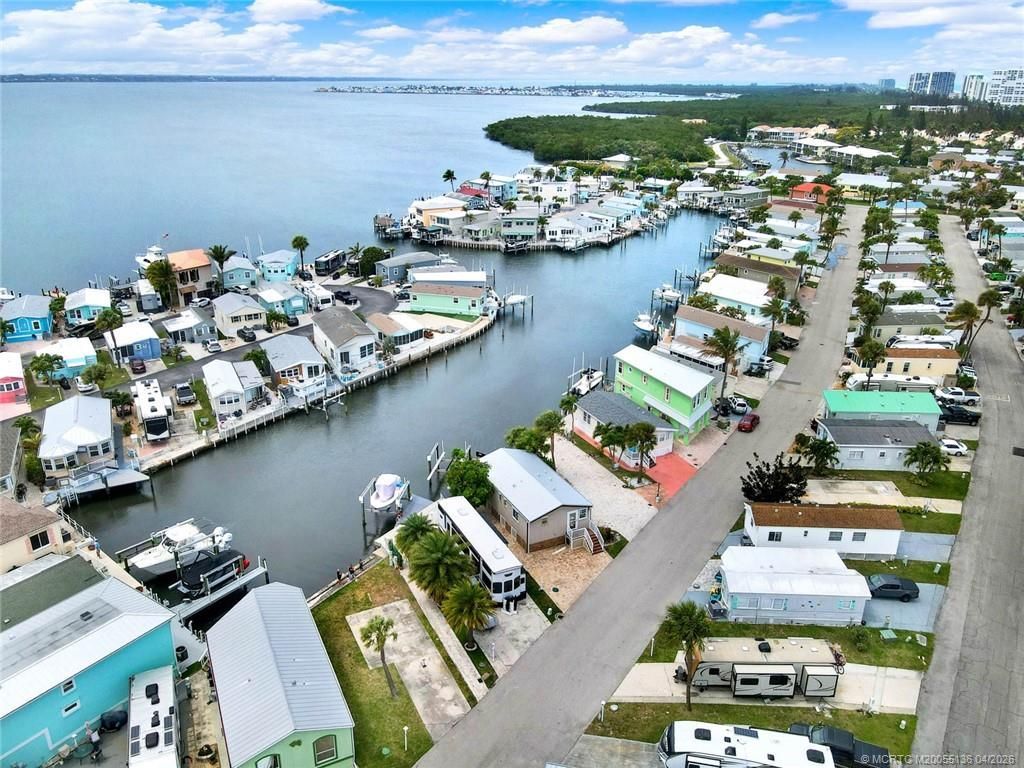 10701 S Ocean Drive, Unit 811, Jensen Beach, FL 34957 Photo