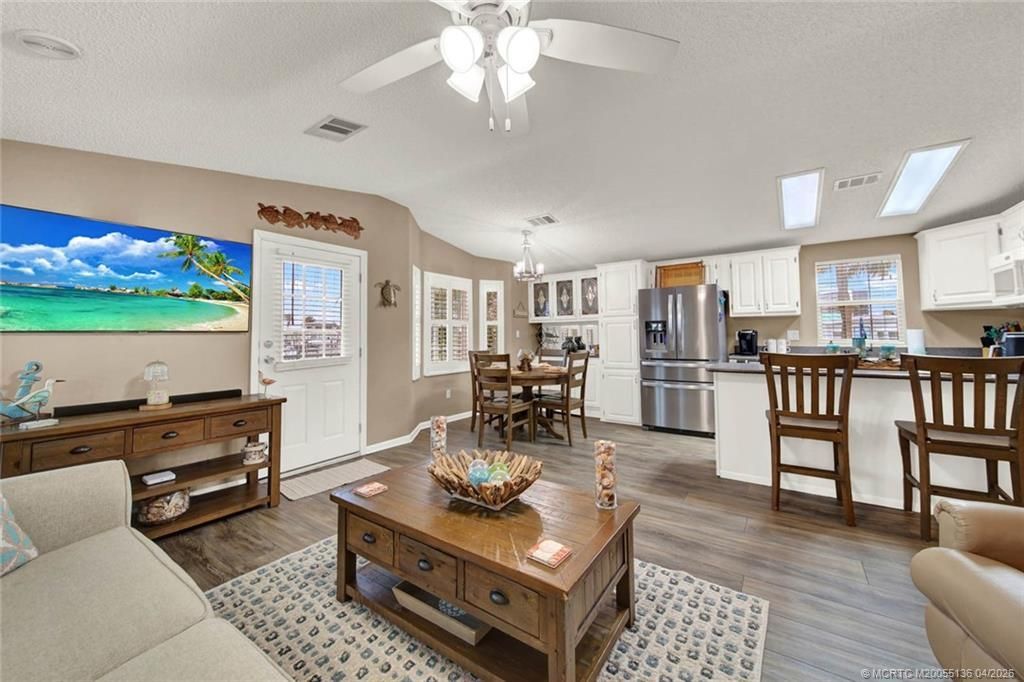 10701 S Ocean Drive, Unit 811, Jensen Beach, FL 34957 Photo