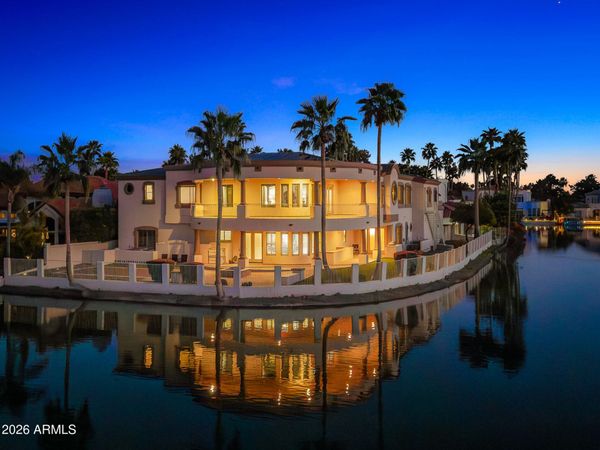 1402 E CORAL COVE Drive, Gilbert, AZ 85234