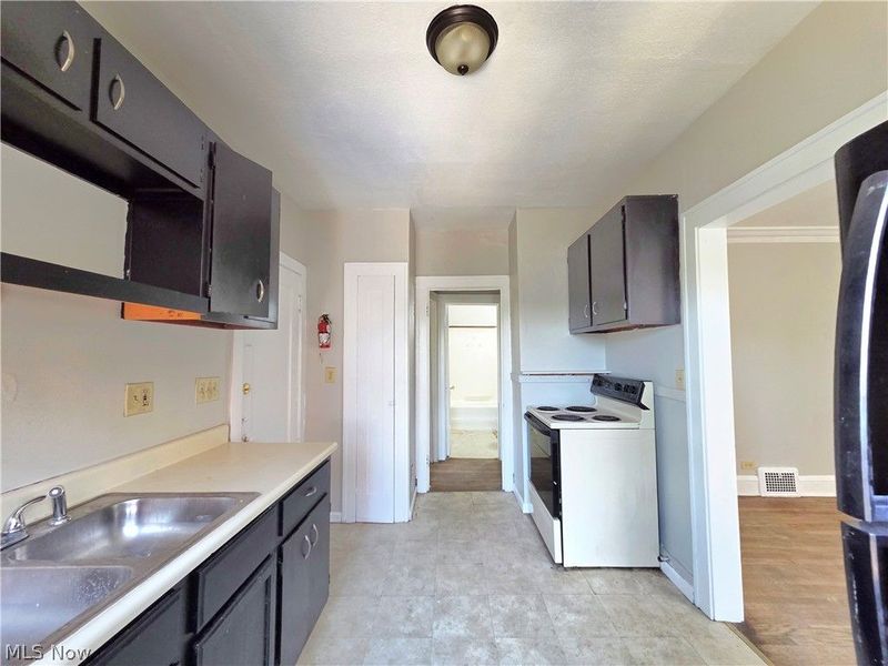3448 W 131st Street, Cleveland, OH 44111 Photo 13