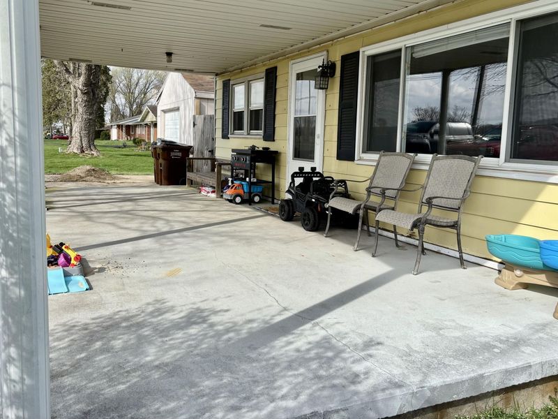 7827 S Jay Road, West Milton, OH 45383 Photo 2