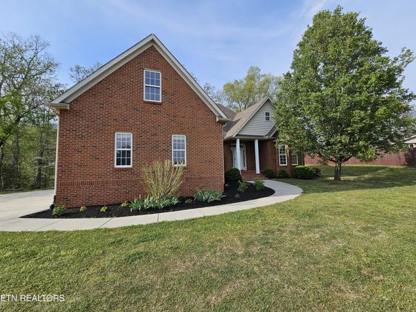 552 Man O War Drive, Seymour, TN 37865