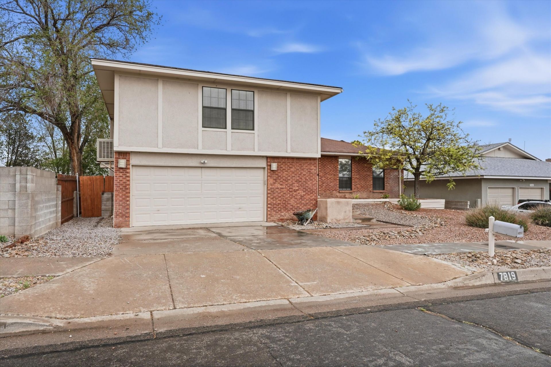 7819 Pioneer Trail Ne, Albuquerque, NM 87109 Main Photo