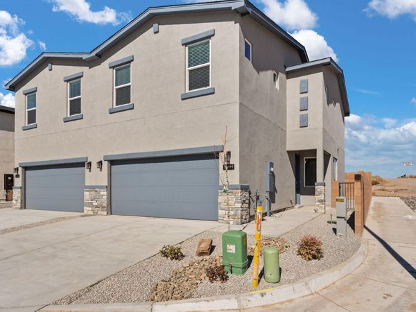 1899 S Sunrise Lane SE, Rio Rancho, NM 87124