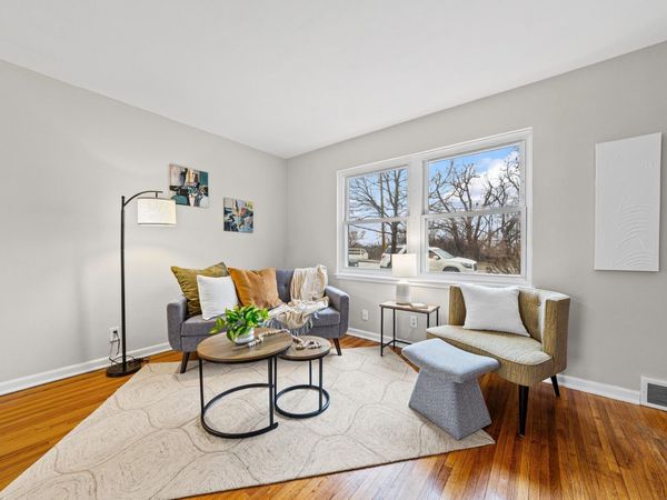 996 Cleveland Avenue S, Saint Paul, MN 55116