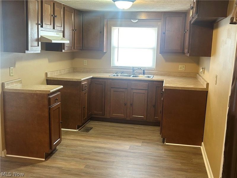 839 Orange Street, Coshocton, OH 43812 Photo 7