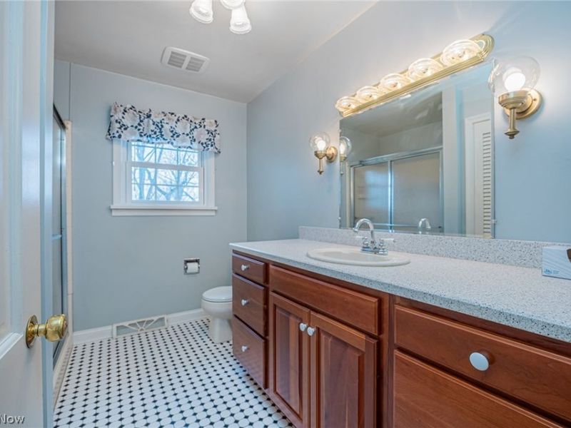 2175 Cambridge Road, Coshocton, OH 43812 Photo 22