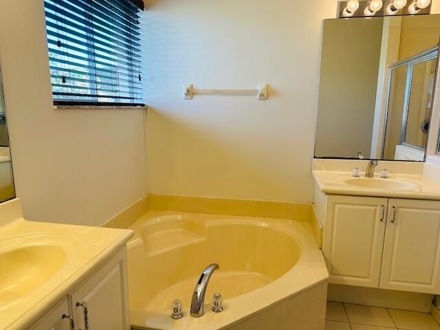 4390 Berkshire Wharf Drive, Lake Worth, FL 33461 Photo