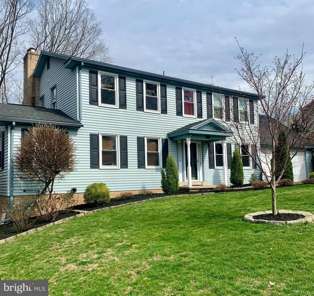 932 SHIREMONT DRIVE , MECHANICSBURG, PA 17050