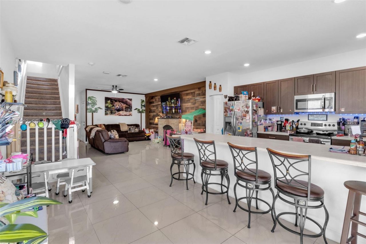 24900 SW 107th Ct, Homestead, FL 33032 Photo