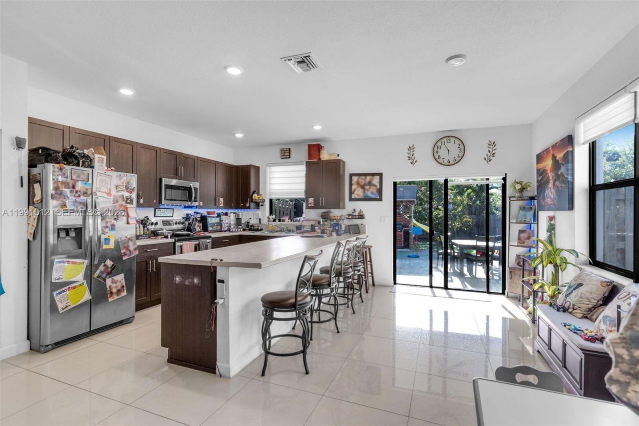 24900 SW 107th Ct, Homestead, FL 33032 Photo