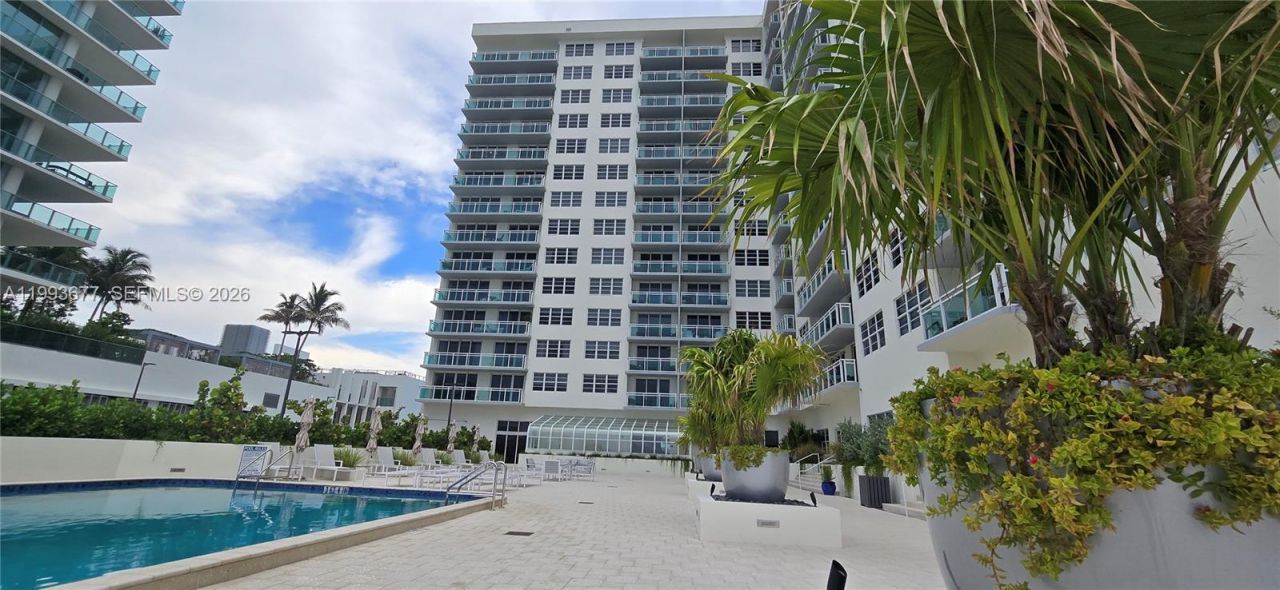 6917 Collins Ave , Unit 1212, Miami Beach, FL 33141 Photo