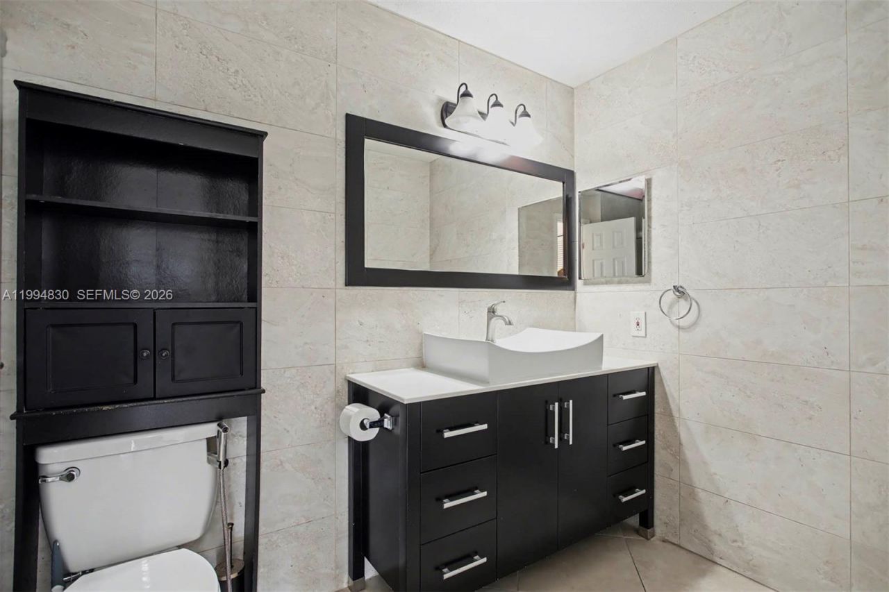 1731 NW 96th Ter , Unit 2J, Pembroke Pines, FL 33024 Photo