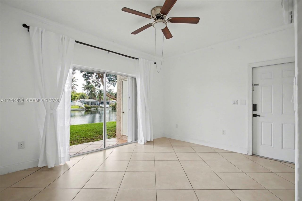 1731 NW 96th Ter , Unit 2J, Pembroke Pines, FL 33024 Photo