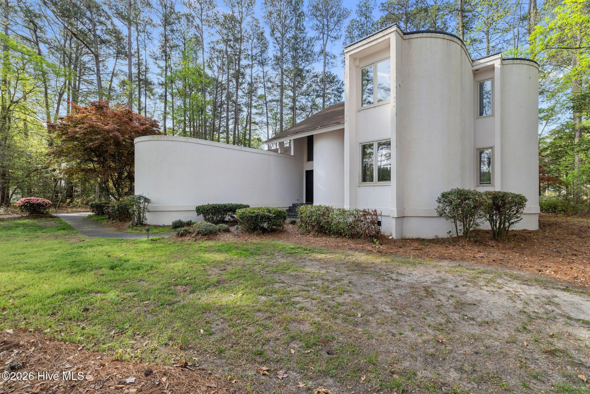 5007 Country Club Drive N, Wilson, NC 27896 Main Photo