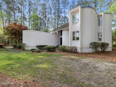 5007 Country Club Drive N, Wilson, NC 27896