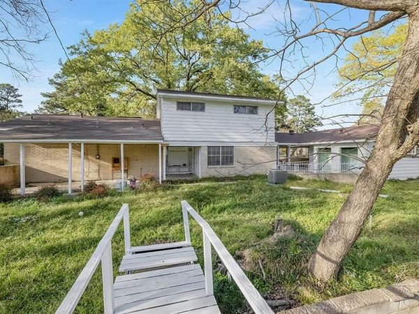 2305 Cherry Hill Road, Texarkana, TX 75503