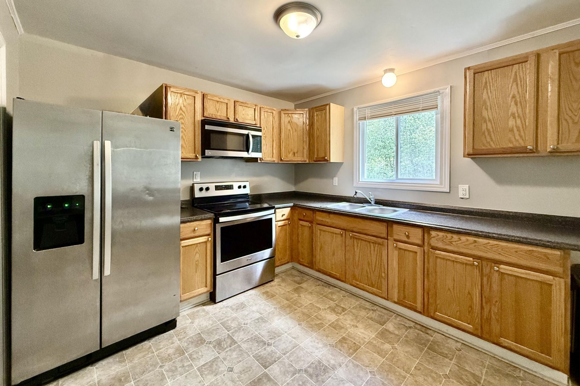 2755 Louise Drive Photo 7