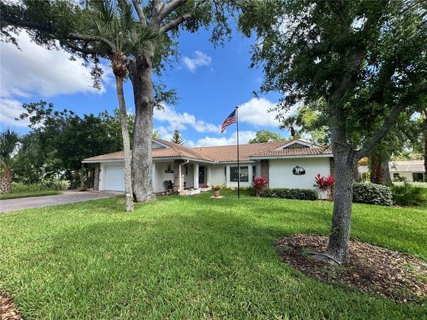 3601 GARDEN LAKES CLENET, BRADENTON, FL 34203