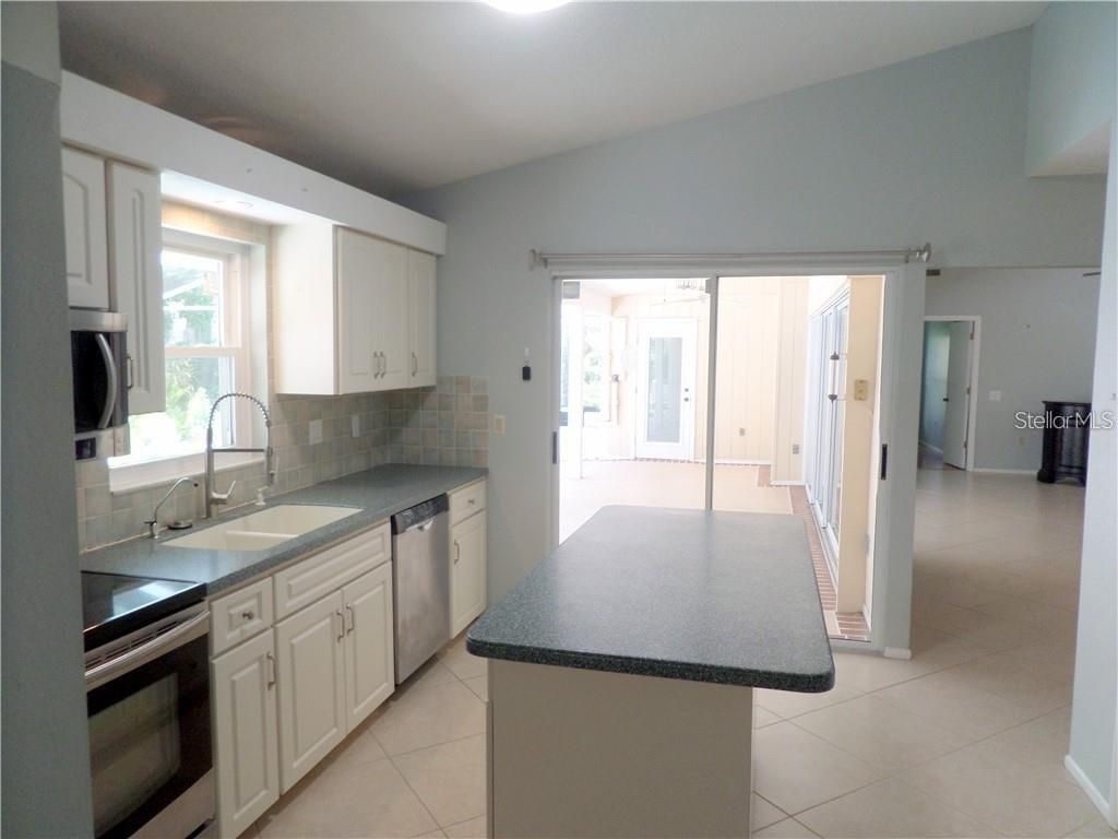 3601 Garden Lakes Clenet , Bradenton, FL 34203 Photo