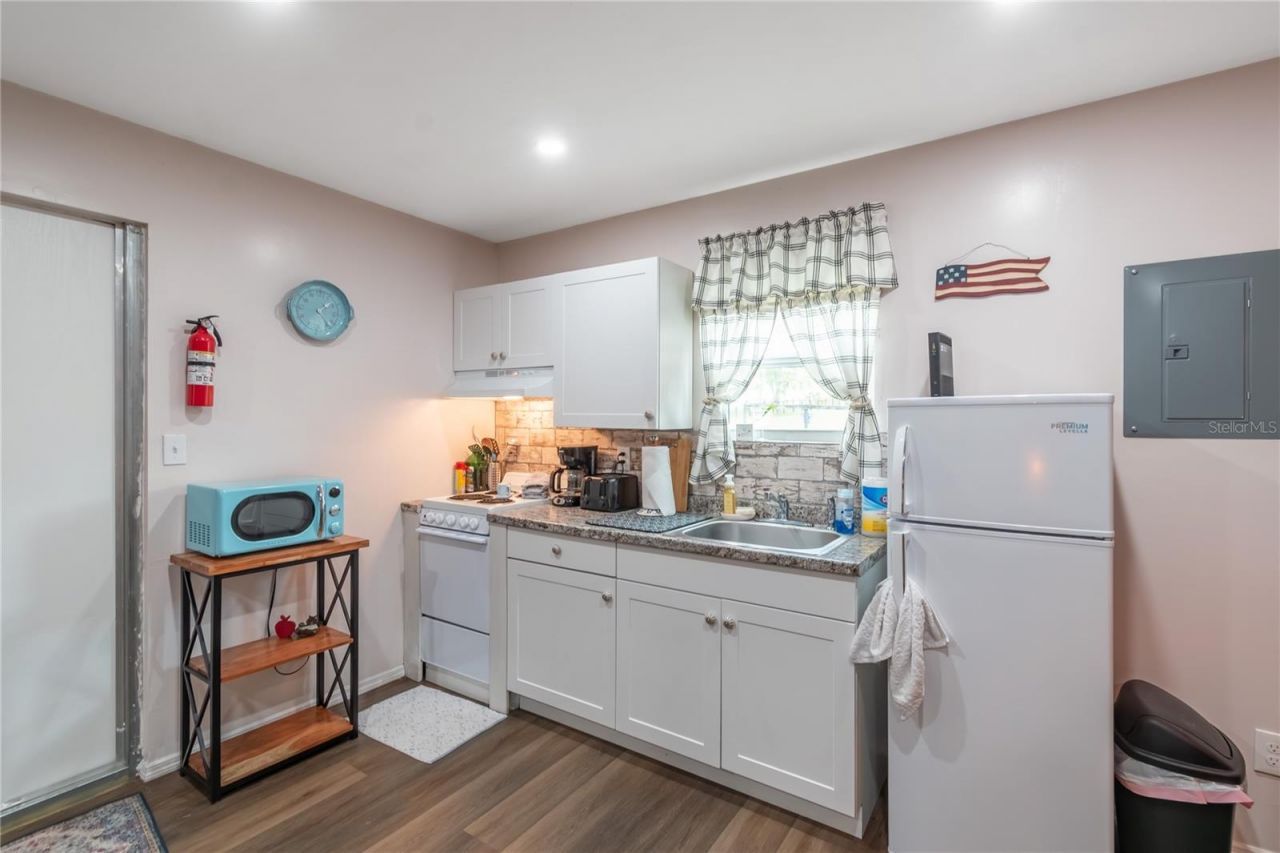 13025 NW Gainesville Road, Reddick, FL 32686 Photo