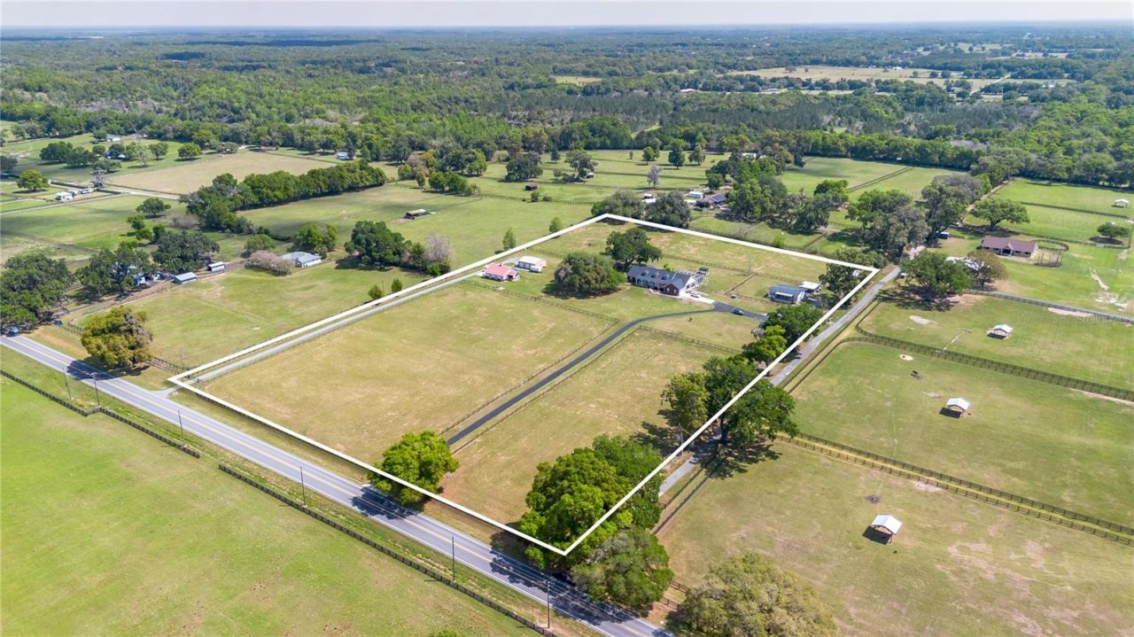 13025 NW Gainesville Road, Reddick, FL 32686 Photo