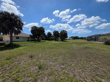5 CLUBHOUSE ROAD, ROTONDA WEST, FL 33947