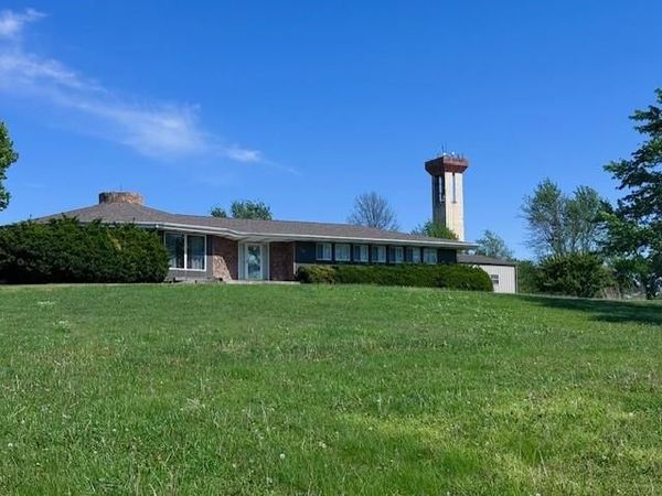 1335 2000th Street, Iola, KS 66749