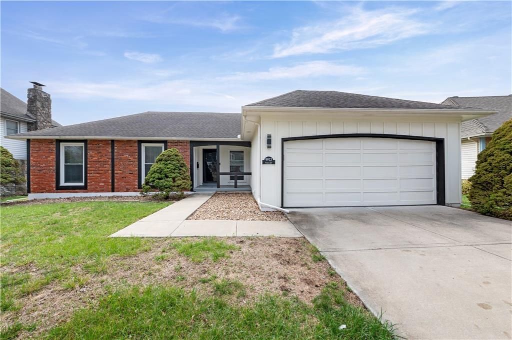 9912 Knox Drive, Overland Park, KS 66212 Main Photo