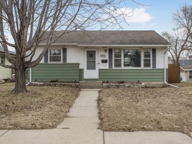 4934 Sheridan Avenue N, Minneapolis, MN 55430