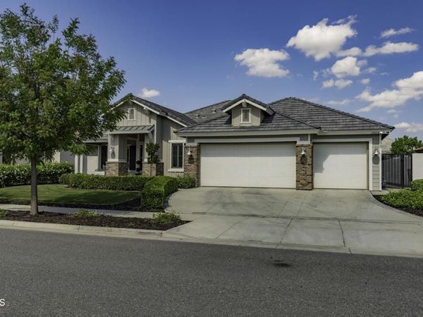 11612 Shady Valley Place, Bakersfield, CA 93311