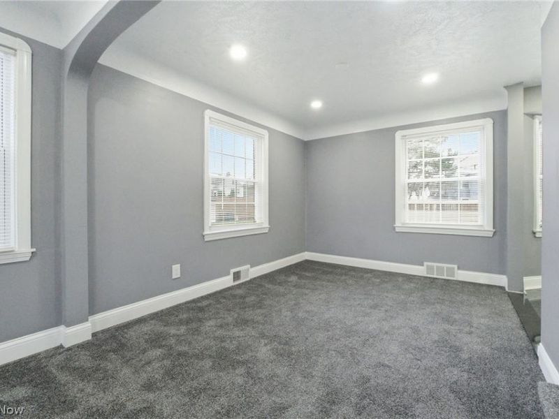 3153 Becket Road, Cleveland, OH 44120 Photo 12