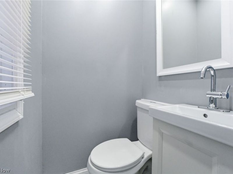 3153 Becket Road, Cleveland, OH 44120 Photo 34