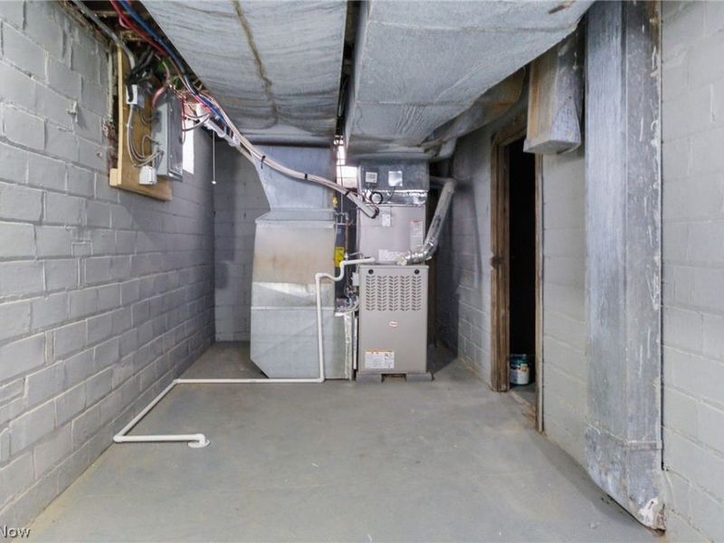 3153 Becket Road, Cleveland, OH 44120 Photo 40