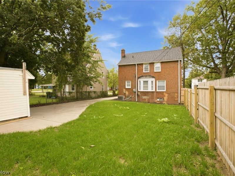 3153 Becket Road, Cleveland, OH 44120 Photo 41