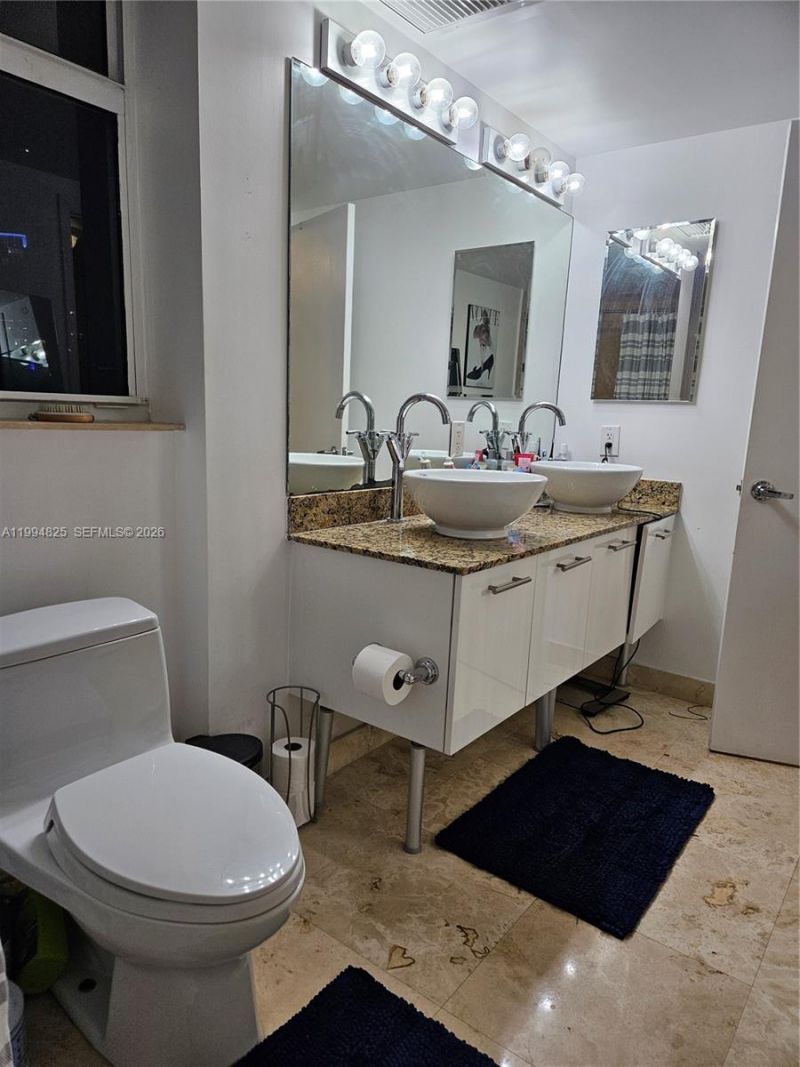 41 SE 5th St, Unit 1517, Miami, FL 33131 Photo