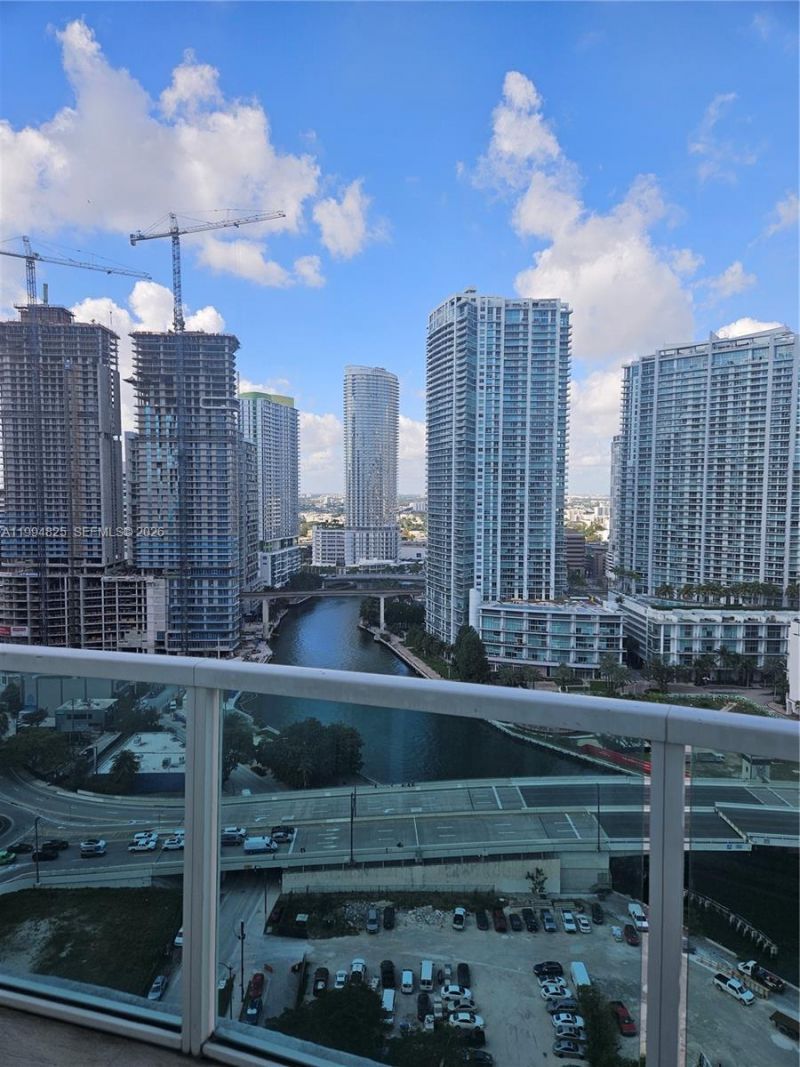41 SE 5th St, Unit 1517, Miami, FL 33131 Photo