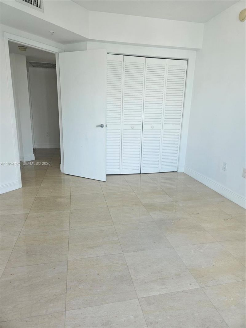41 SE 5th St, Unit 1517, Miami, FL 33131 Photo