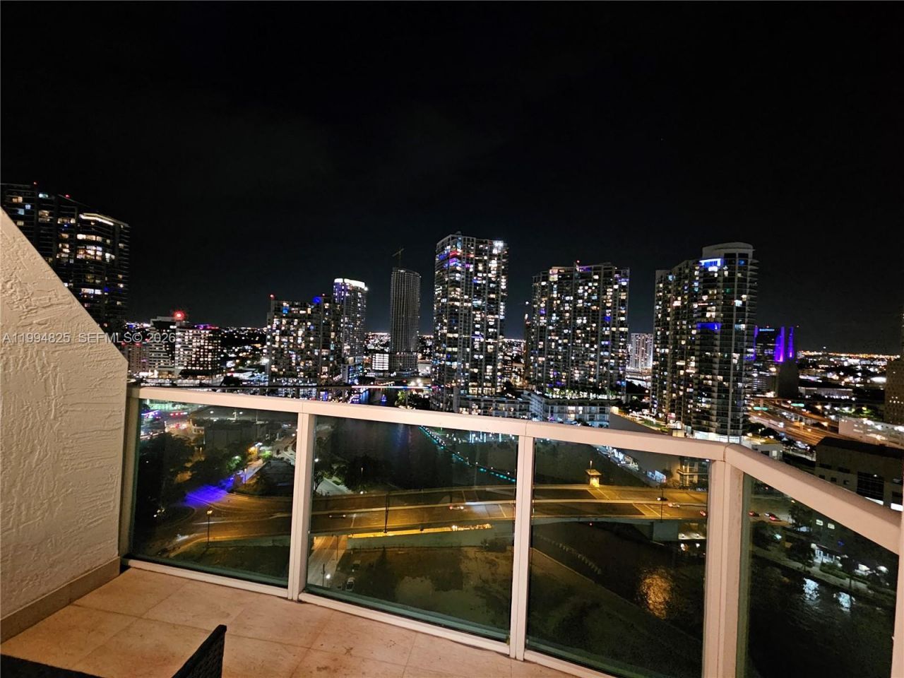 41 SE 5th St, Unit 1517, Miami, FL 33131 Photo