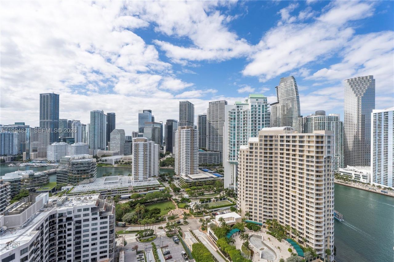 808 Brickell Key Dr, Unit 3007, Miami, FL 33131 Photo